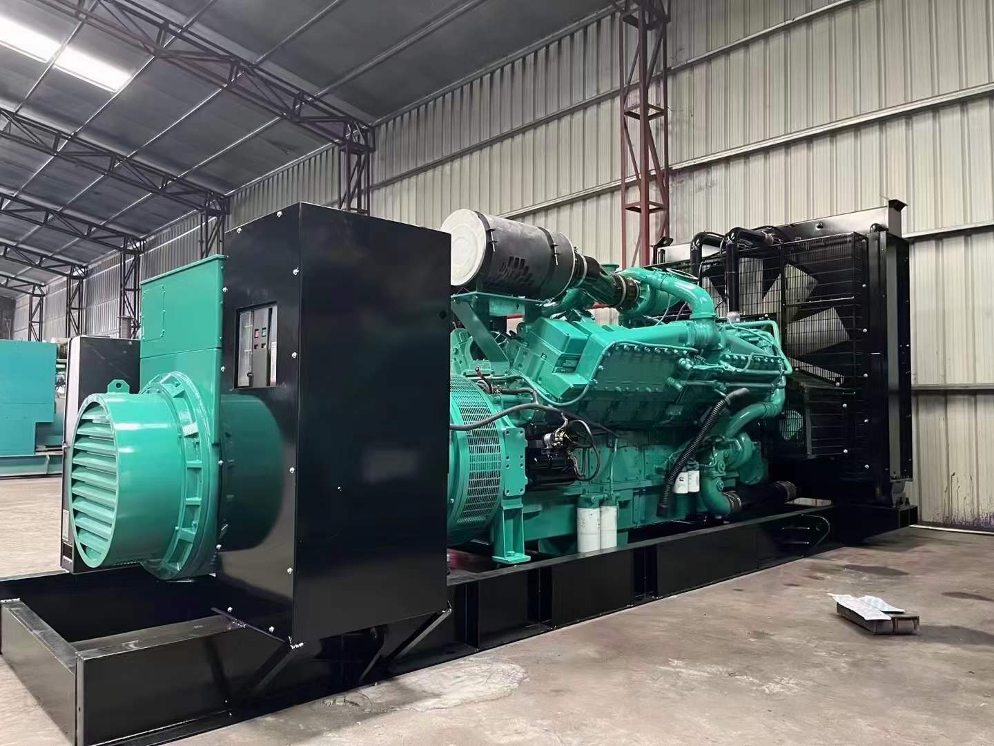 固阳如何降低 800kW 柴油发电机输出电流的波动？